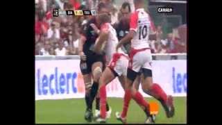 Biarritz vs Toulon Les plaquages de Botha [upl. by Noruq7]