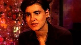 Justine Frischmann Interview Featuring quot Connection quot MV [upl. by Yroggerg]