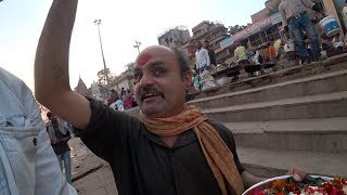 Avoiding Religious Scammers And Touts In Varanasi 🕉 [upl. by Kathryn153]