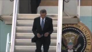 Obama looks gay running down the stairs [upl. by Leontyne]