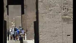 Templos Egipcios  Medinet Habu [upl. by Asselem]