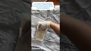 Colocación de guantes estériles con técnica abierta hospital enfermera guantes medico [upl. by Nnyleitak]