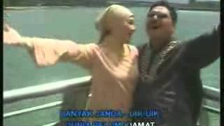 DUNIA BELUM KIAMAT karaoke  TITIEK SANDHORA amp MUCHSIN [upl. by Davie192]