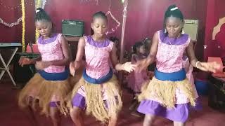 danse luba maja a kwetu [upl. by Acinemod]