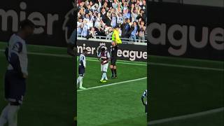 RED CARD Referee Andy Madley Shows Muhammed Kudus the Red Card Tottenham 41 West Ham [upl. by Ahseiym]