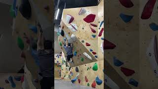 Top out climbing gym 🐻‍❄️熊3 overhang 打卡 [upl. by Ecidna]