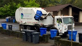 CampS Waste Solutions of Ukiah Peterbilt 320 Split Heil Rapid Rail Trash and Recycle [upl. by Camus]