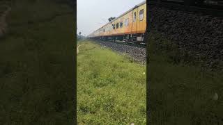 Tejas Rajdhani Express BBU to NDLStejasrajdhaniexpress tejasrajdhanitejasrajdhanitrain [upl. by O'Hara430]