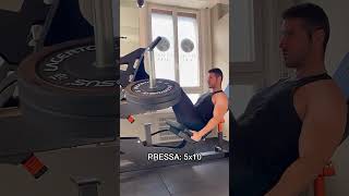 Vuoi Quadricipiti possenti😎🏋️‍♂️ [upl. by Yennaiv991]