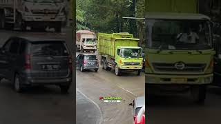 Rem blong hantam pembatas jalan fyp fypreels fypshorts trukoleng fypviraltrending automobile [upl. by Gingras581]