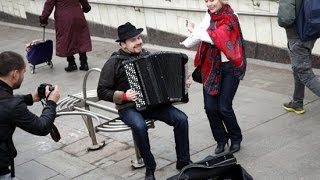 Russian famous accordion player earned more playing in metro than American famous violinist БАЯН [upl. by Eelatan]