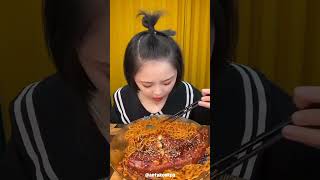 Spicy noodles eating challenge🍖🍗foodeatchallenge foodiefoodchallenge streetfoodyoutubeshorts [upl. by Anaxor796]