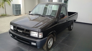 In Depth Tour Isuzu Panther Pick Up [upl. by Aneehsyt]