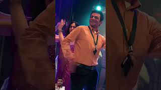 Kanta Laga dance bollywood love bollywoodsongs oldisgold sunilgrover adahsharma [upl. by Ahcirt506]