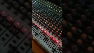 behringer mixer [upl. by Branca]