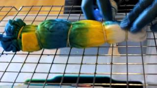 How To Tie Dye a T Shirt Part 34 Dyeing Your T Shirt [upl. by Joshia]