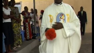 Extrait de la messe des prémices de lAbbé NGYESI BENITO DanielBenito Sainte Thérèse [upl. by Telimay685]