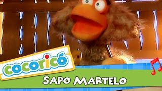 Videoclipe  Sapo Martelo [upl. by Anegal623]