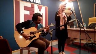 Amira Othman  Hatihati akustik [upl. by Turne]