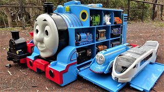 Thomas Station ☆ Hide and Seek at the park with Thomas amp Friends！ [upl. by Mozart]