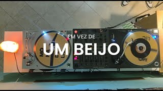 Em Vez De Um Beijo  Full Vinyl Set [upl. by Badr]