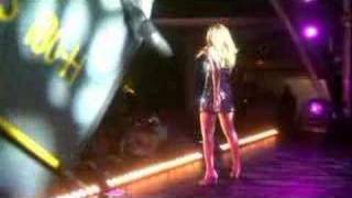 Beyonce Irreplaceable live BBC by wwwmstatusskyblogcom [upl. by Annhoj742]