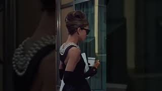 BREAKFAST AT TIFFANYS 1961  Final scene with Audrey Hepburn George Peppard and quotThe Catquot [upl. by Westhead]