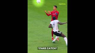 Players Fake Plays  Ronaldinho ☠️ [upl. by Soalokcin]