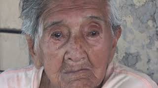 Doña Plácida de 100 años de edad necesita ayuda para reparar su techo colapsado en Osicala Morazán [upl. by Gram747]