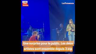 Clara Luciani sinvite au concert de son amoureux à AixenProvence [upl. by Asir715]