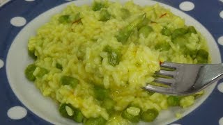 Risotto asparagi e zafferano  semplice e gustoso [upl. by Akila]