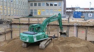 Bagger HITACHI ZAXIS 210 LC in einer Baugrube  Soeren66 [upl. by Nichani]