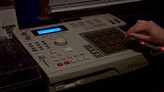 MPC2000 Beatmaking  Sunday Groove [upl. by Onairpic]