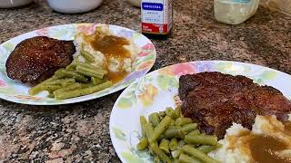 Cooking steaks with copycat steakhouse seasoningrub you make yourself [upl. by Pascia]