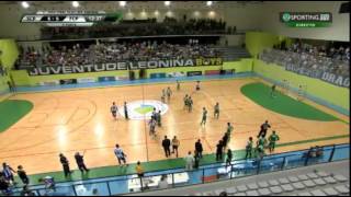 SportingPorto Petardo no 3º jogo playoff Campeonato Andebol 20142015 [upl. by Mettah]