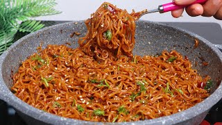 স্পাইসি চিলি গারলিক নুডলস রেসেপি  🔥 Spiciest Garlic Ramen Noodles Recipe [upl. by Calloway]