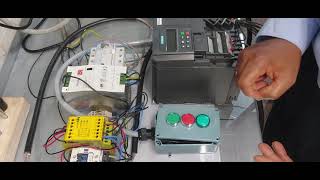 Pilz safety relay Pnoz x3 How the Pilz safety relay works [upl. by Glassco]