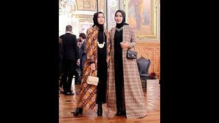 Gamis Batik Kombinasi Kain Polos Yang Sedang Tren [upl. by Anayaran]