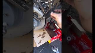 Mechanic teaches you a the proper way to stop fluid leaking from your brake hose mechanic shorts [upl. by Yreneh]