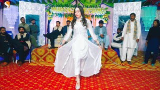 Yaar Mera Titliyan Warga  Gul Mishal Latest Dance Performance 2020 [upl. by Renata]