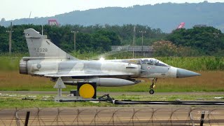 20221108 幻象2000緊急起飛  SCRAMBLE   2 SHIP ROCAF Mirage 20005 FULL Afterburner SCRAMBLE TAKEOFF [upl. by Adnwahs]