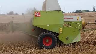 CLAAS MARKANT 65 [upl. by Mamie636]