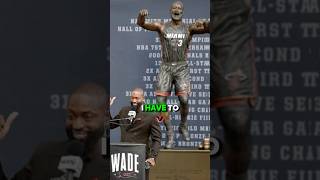 CARMELO CLOWNS THE DWAYNE WADE STATUE 😂 [upl. by Shelia]