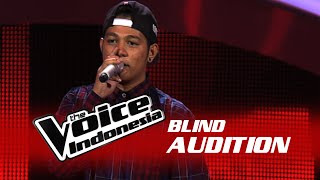 Mario G Klau quotMalaikatquot I Live Show 2 I The Voice Indonesia 2016 [upl. by Hsuk758]