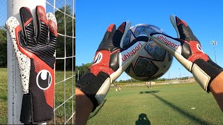 Grip Battle Uhlsport Absolutgrip vs Uhlsport Supergrip [upl. by Howard]