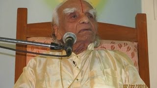 BKS Iyengar during Guru Poornima 2013 [upl. by Anairol]