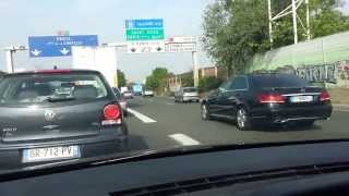 Incivilités routières Autoroute A1 bifurcation SaintDenis Centre [upl. by Om]