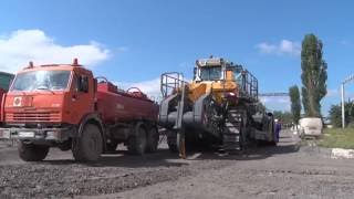 Бульдозер Liebherr 776 на Стойленском ГОКе [upl. by Fuller]