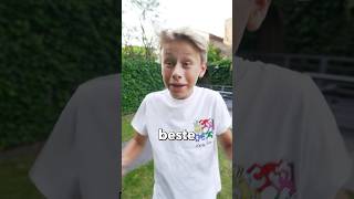 BESTE LEERLING🤩 sketchworkscomedy sketchcomedy funny sketchdecomedia humor [upl. by Maggy]