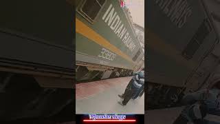 Dalsinghsarai station video mithlanchal express train travel shortvideos trending viralshort [upl. by Esined]